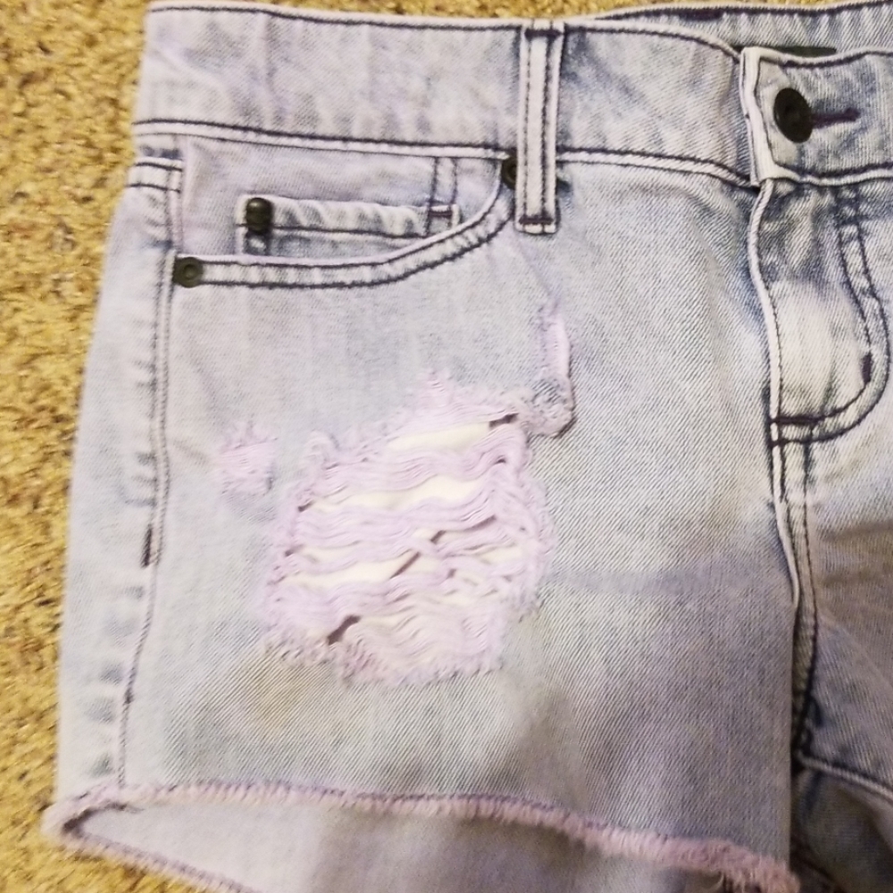 Lavender shorts - Picture 2 of 4